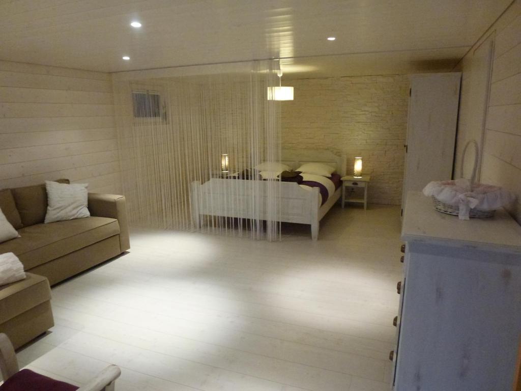 Bnb Valais - By La Sittelle Grimisuat 部屋 写真