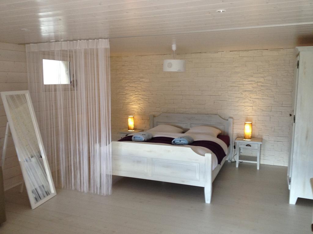 Bnb Valais - By La Sittelle Grimisuat 部屋 写真